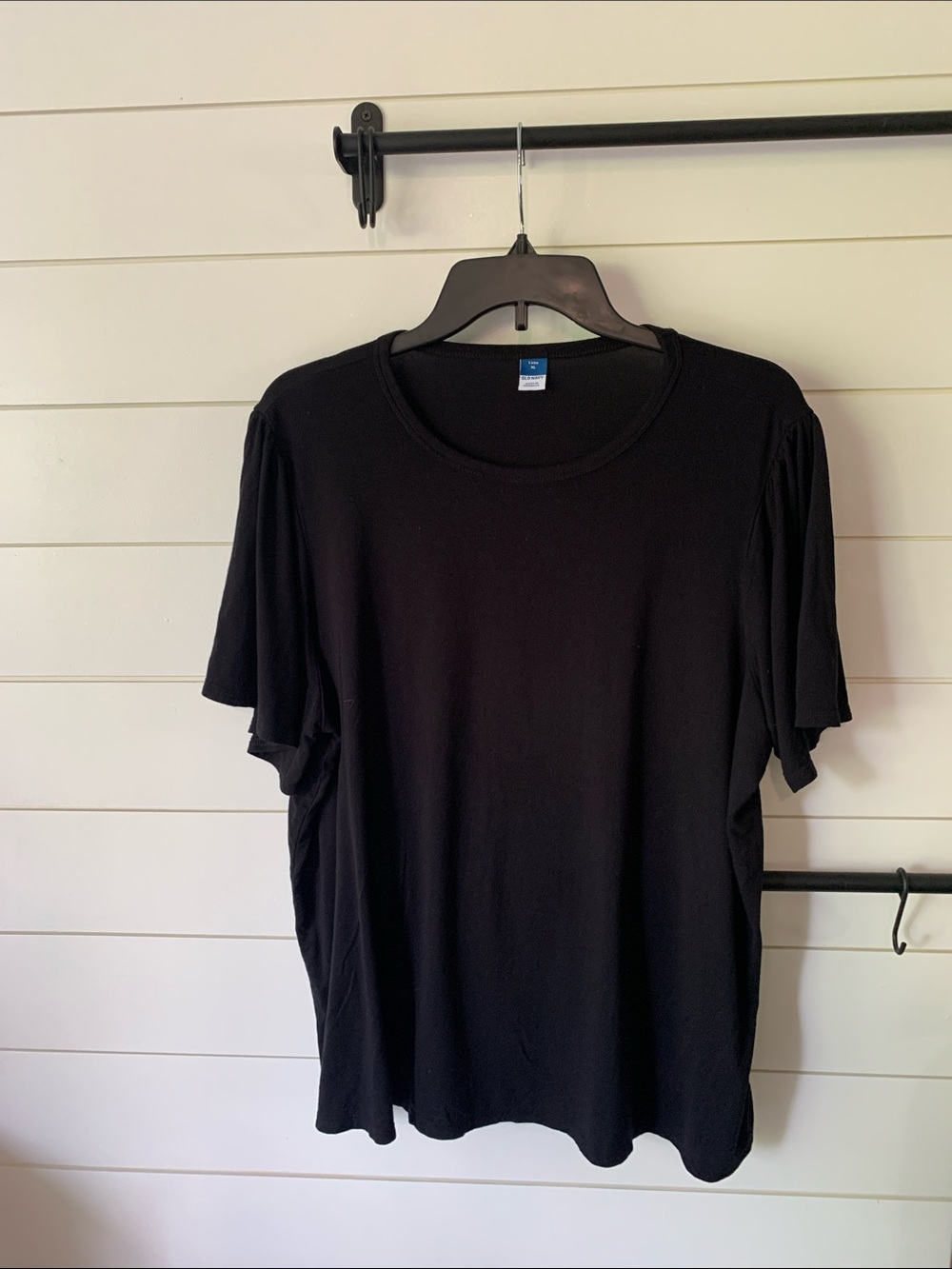 Women’s black shirt